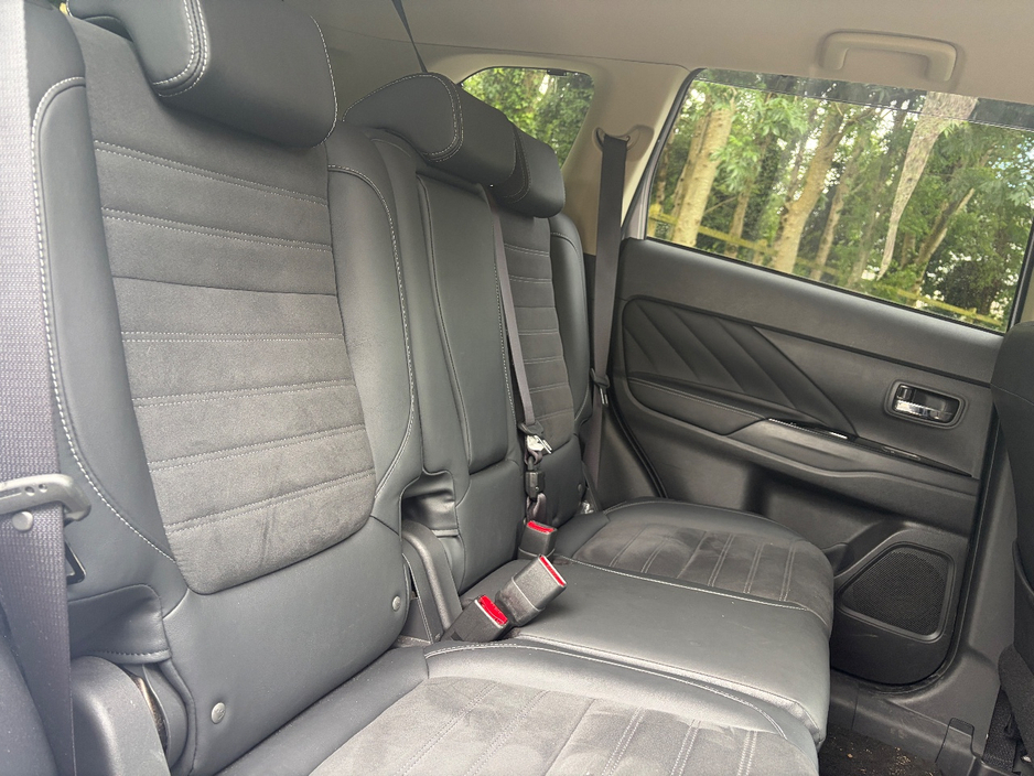 2018 Mitsubishi Outlander 2L Petrol Plug-in Hybrid For Sale Images