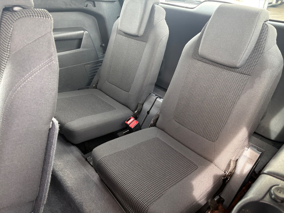 2016 Peugeot 5008 1.6L Diesel For Sale Images