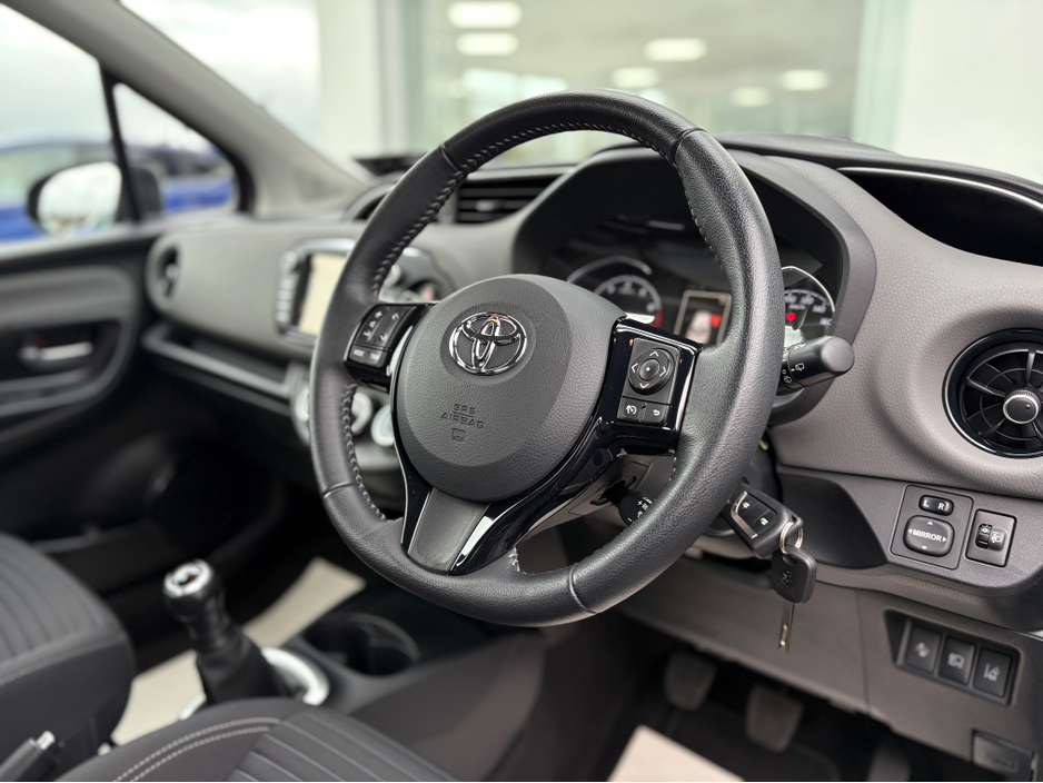 2017 Toyota Yaris 1L Petrol For Sale Images