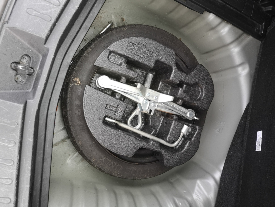 Nissan Note 1.5 DSL XE 4DR — thumbnail 11