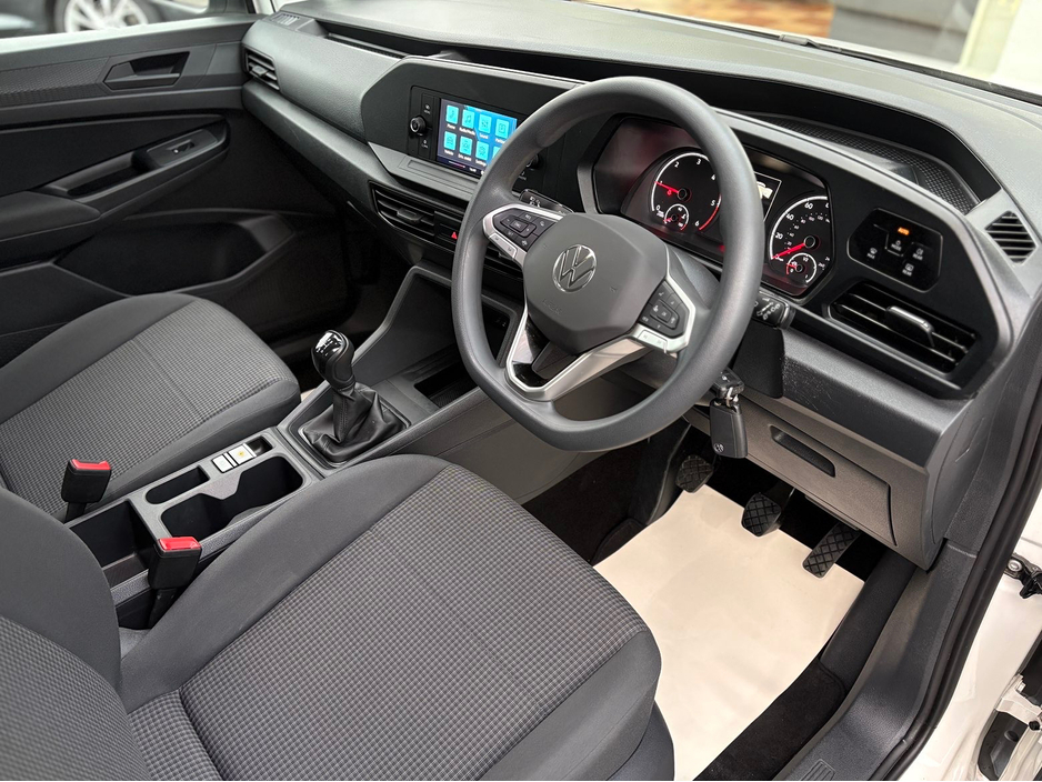 2022 Volkswagen Caddy Maxi Life 2L Diesel For Sale Images