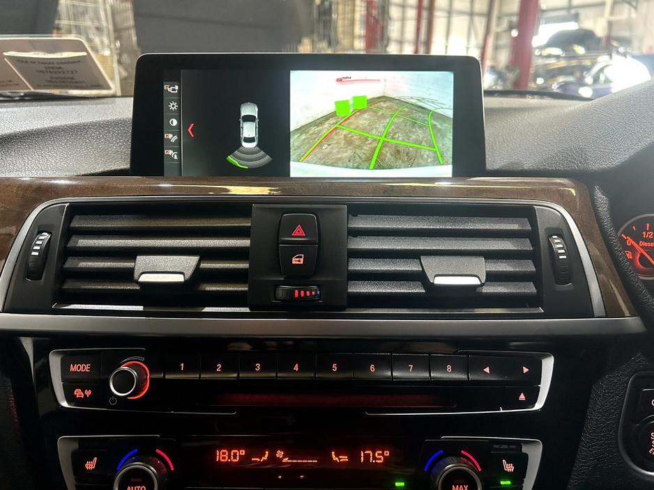 BMW 3 Series 320D AUTO LUXURY MODEL — thumbnail 12