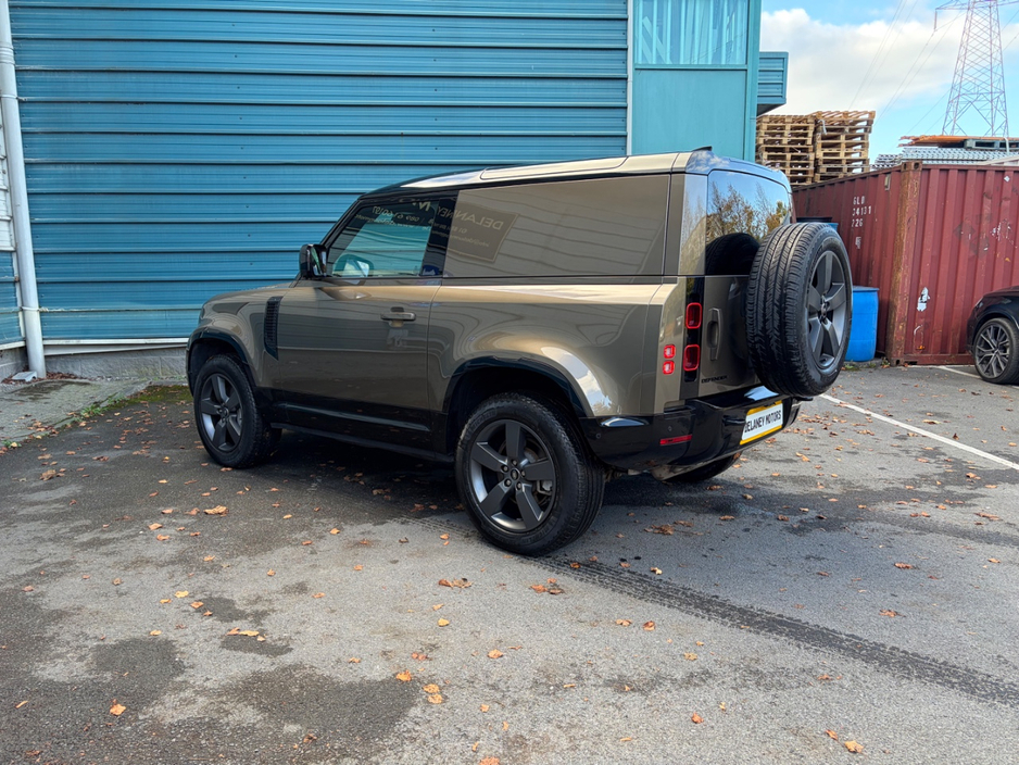 2025 Land Rover Defender 3L Diesel For Sale Images