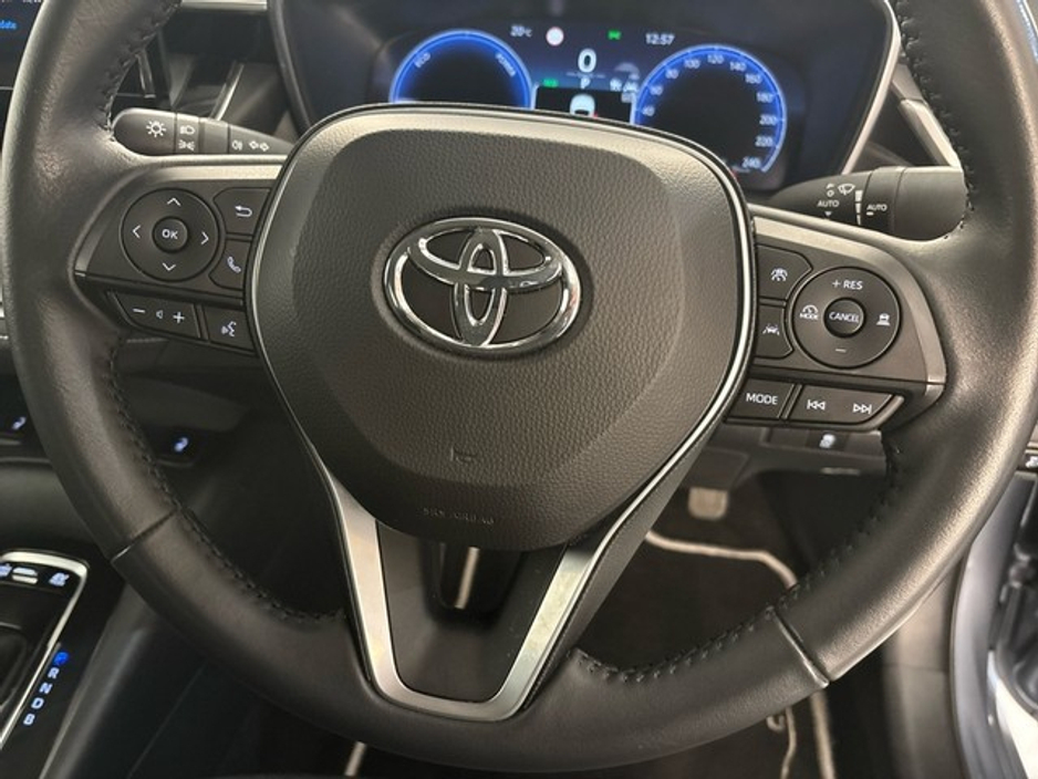 Toyota Corolla LUNA SPORT SALOON 4DR — thumbnail 13