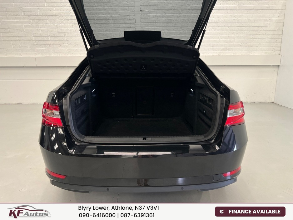 2023 Skoda Superb 2L Diesel For Sale Images