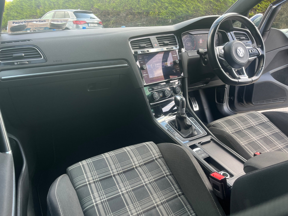 2018 Volkswagen Golf 2L Diesel For Sale Images