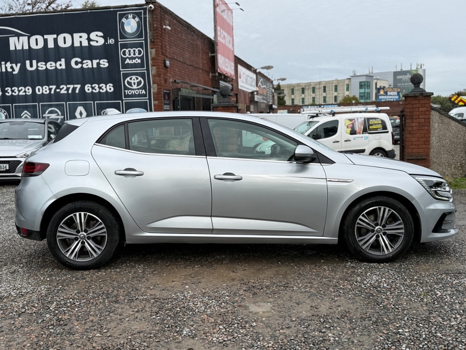 2021 Renault Megane 1.6L Petrol Plug-in Hybrid For Sale Images