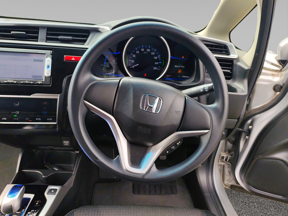 Honda Fit 1.5 Petrol Hybrid Auto — thumbnail 13