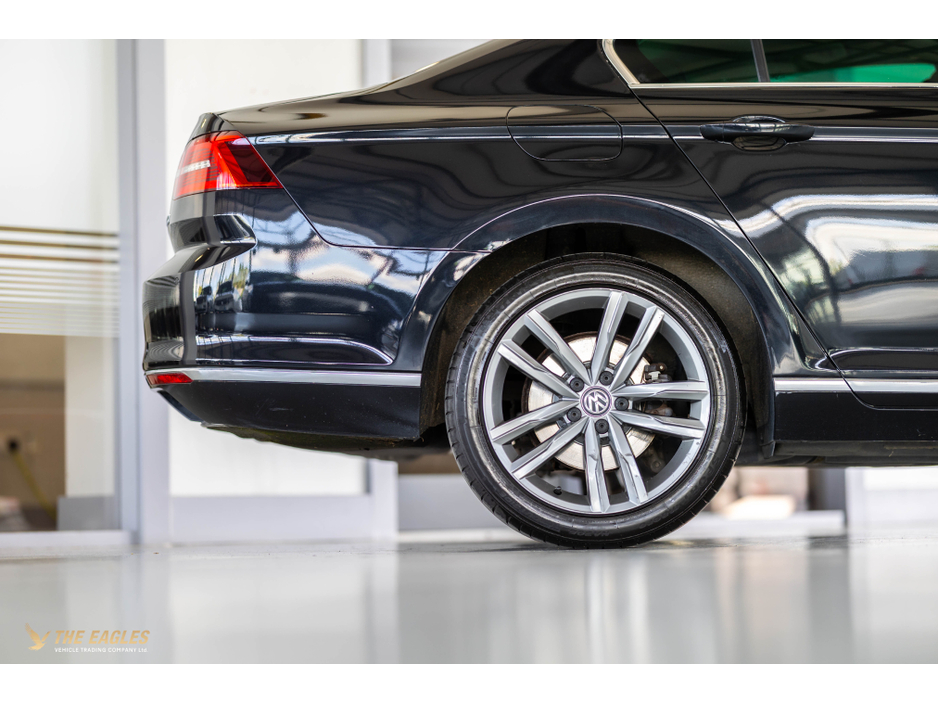 2017 Volkswagen Passat 2.0L Diesel For Sale Images
