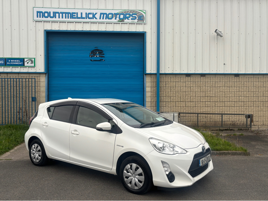 2016 Toyota Aqua For Sale Images