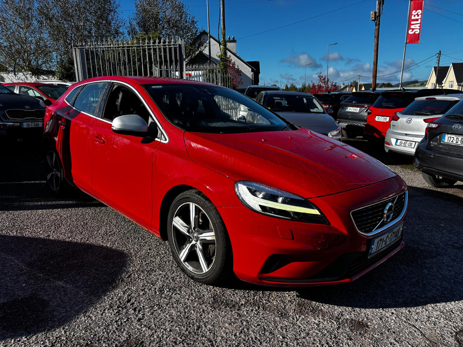 Used Volvo V40 2017 in Cork