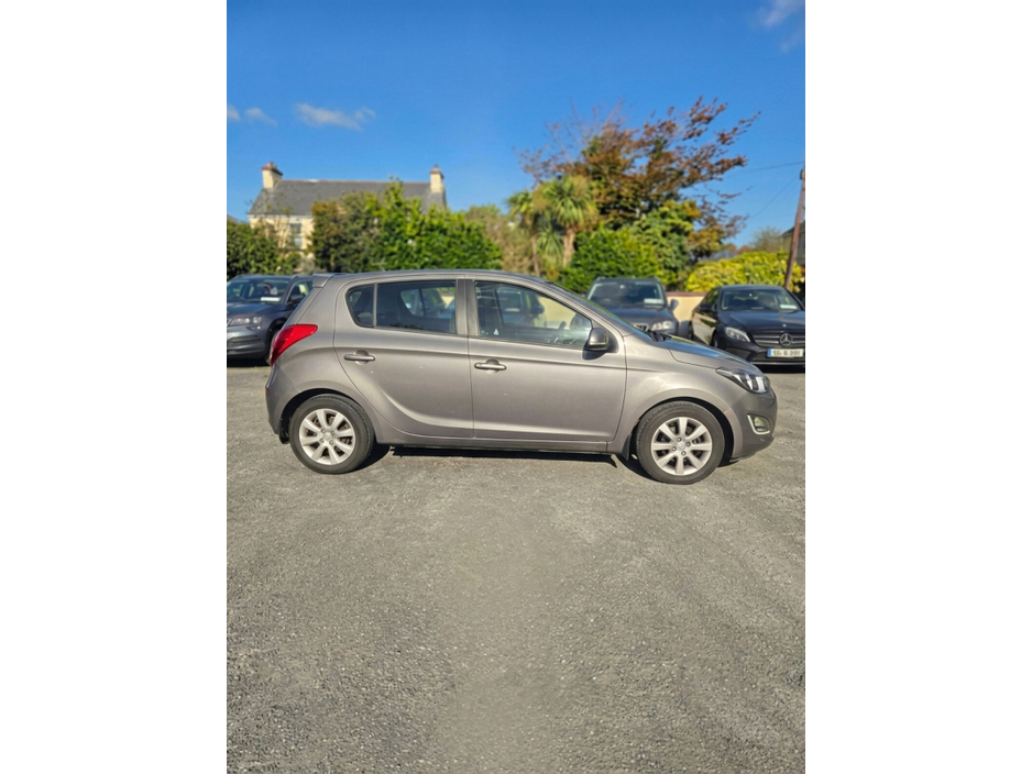 2013 Hyundai i20 1.4L Petrol For Sale Images