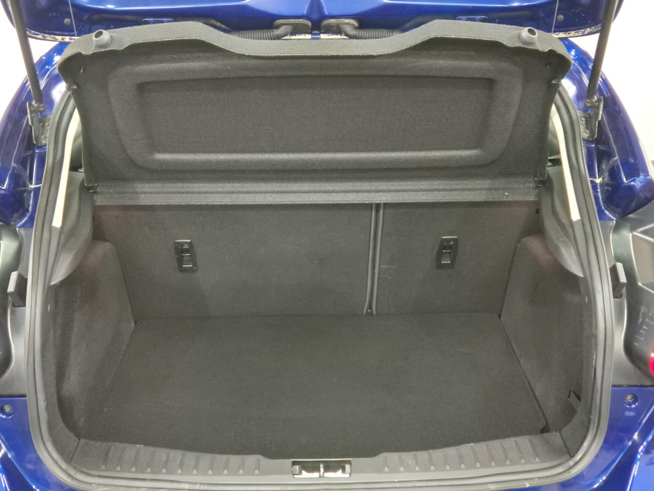Ford Focus **EDITION MODEL**16"DIAMOND CUT ALLOYS**LEATHER MULTIFUNCTION STEERING WHEEL**1.0LT MANUAL**2 X KEYS**NEW NCT**BLUETOOTH PHONE** — thumbnail 27