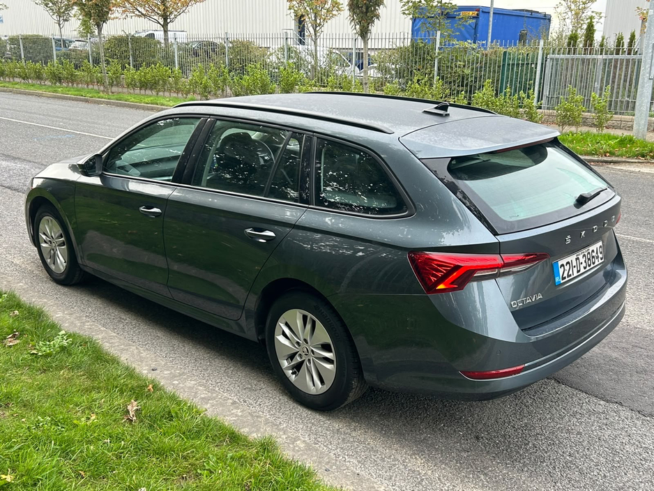 2022 Skoda Octavia 1L Petrol For Sale Images