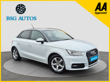 Audi A1 2015 AUDI A1 1.4 TFSICOD AUTO TWO TONE**FINANCE*