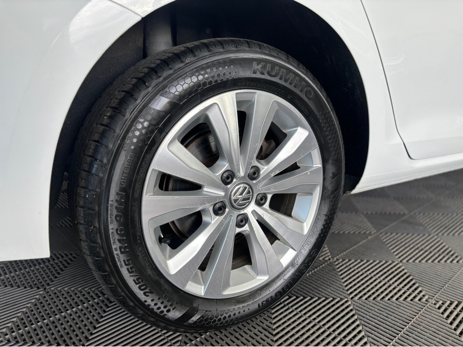 2014 Volkswagen Golf 1.2L Petrol For Sale Images