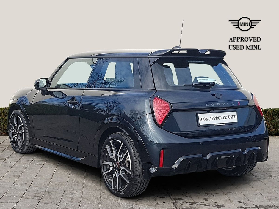 2025 MINI Hatch 2.0L Petrol For Sale Images