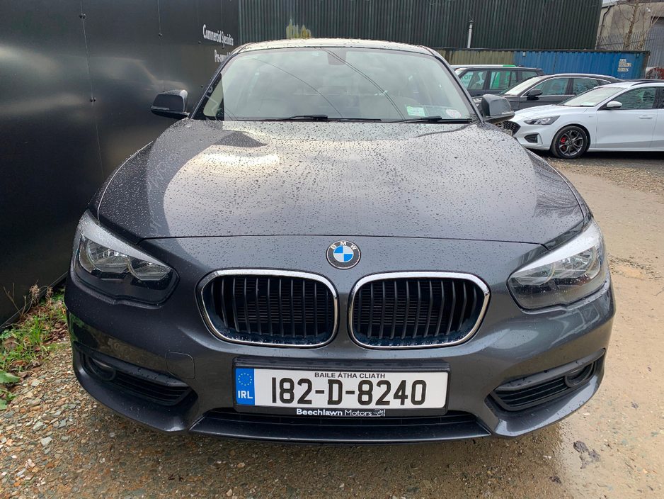 BMW 1 Series 116D SE AUTOMATIC // GREAT CONDITION // FULL SERVICE HISTORY // LEATHER, SAT NAV AND PARKING SENSORS // €200 ROAD TAX // 07/28 NCT // — thumbnail 5
