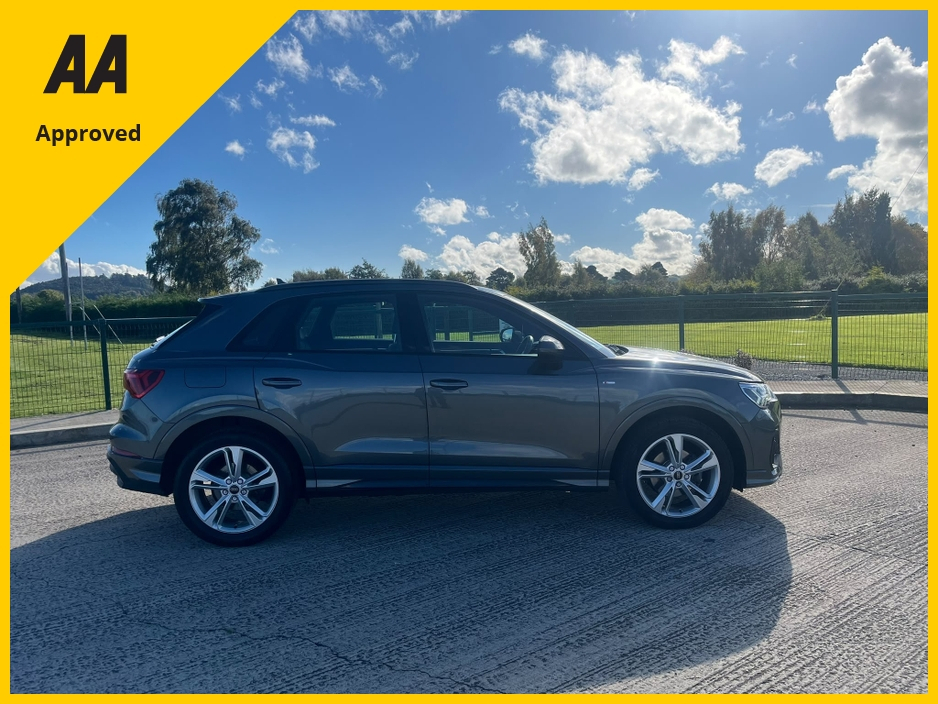 2023 Audi Q3 2L Diesel For Sale Images