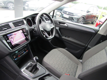 2023 Volkswagen Tiguan 2L Diesel For Sale Images