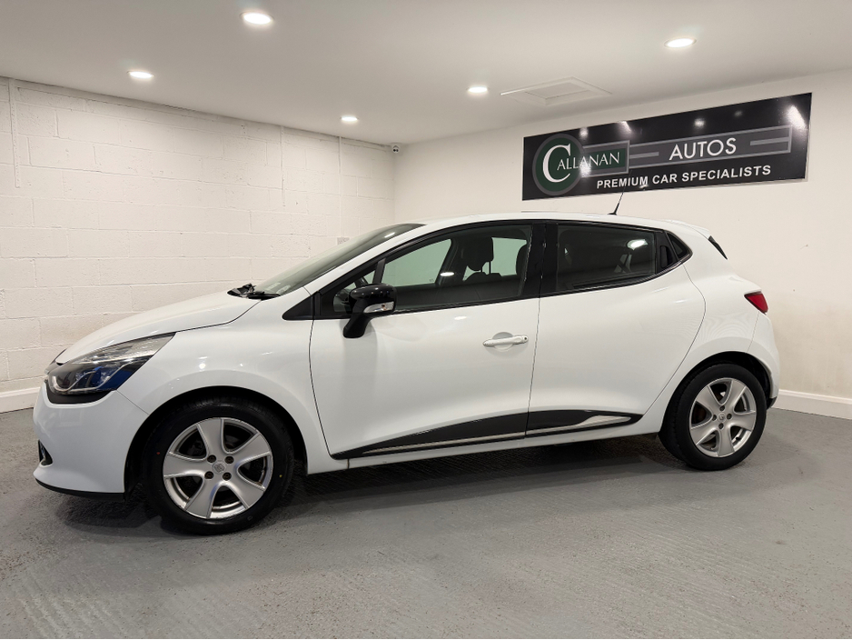 2015 Renault Clio 1.1L Petrol For Sale Images