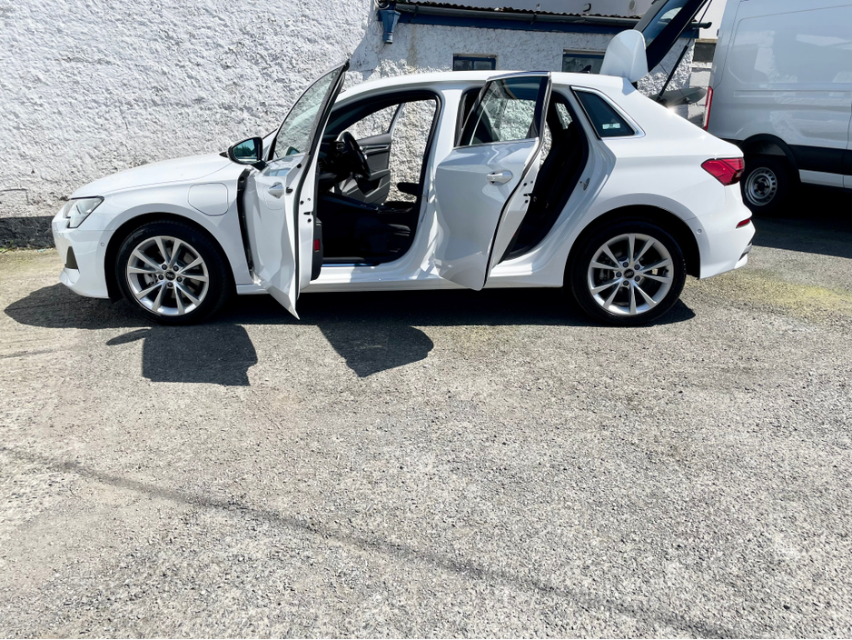2025 Audi A3 1.5L Petrol Plug-in Hybrid For Sale Images