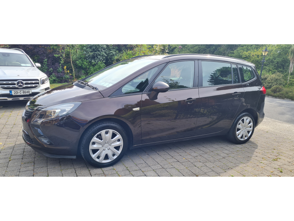 2014 Vauxhall Zafira 1.4L Petrol For Sale Images