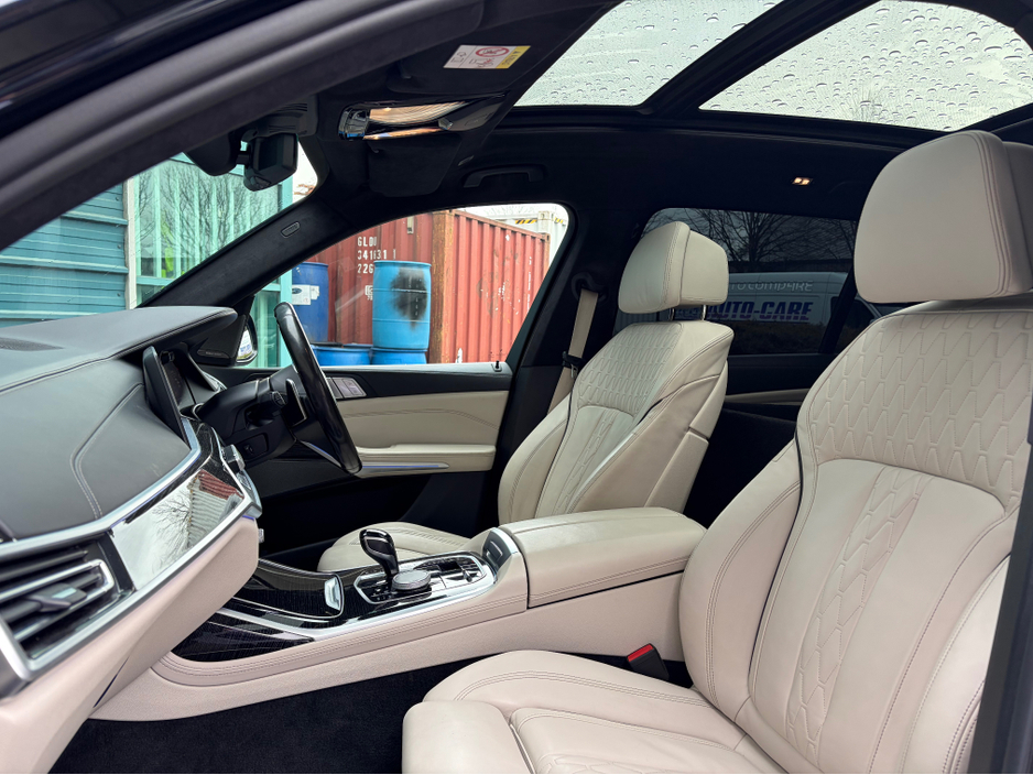 2021 BMW X7 3L Diesel For Sale Images
