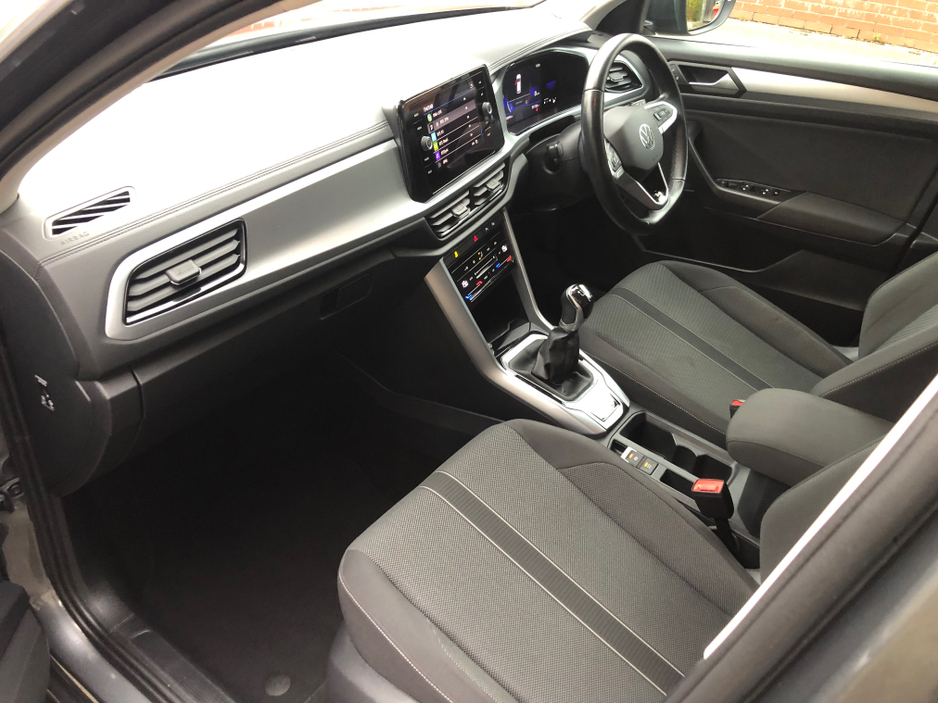 2022 Volkswagen T-Roc 1L Petrol For Sale Images