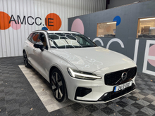 Volvo V60 2024 VOLVO V60 T6 PLUG-IN 2.0 AUTOMATIC / CRUISE CONTROL / PARKING CAMERA / ELECTRIC MEMORY & HEATED SEATS / APPLE CARPLAY / PANORAMIC SUNROOF AND MORE