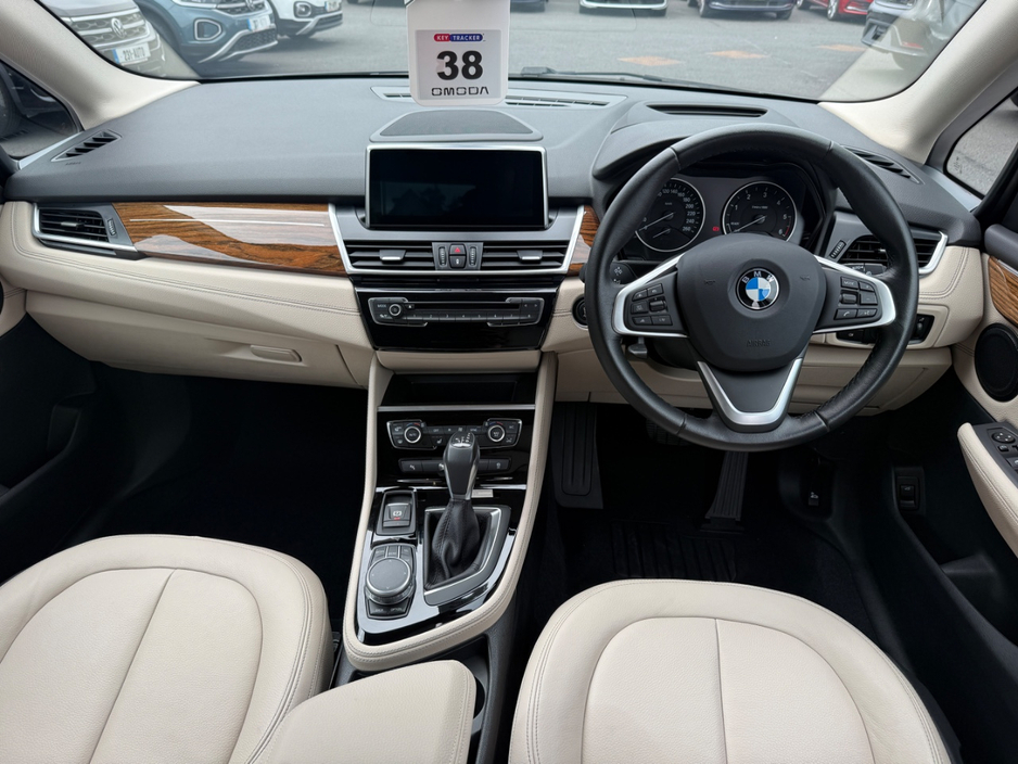 BMW 2 Series LUXURY 150BHP AUTO 2.0 DIESEL *REAR VIEW CAMERA, 16 " ALLOYS, PARKING SENSORS FRONT & REAR, ADAPTIVE CRUISE CONTROL, MEMORY SEATS, LEATHER UPHOLSTERY, 3 STAGE HEATED SEATS, HEADS UP DISPLAY* — thumbnail 12