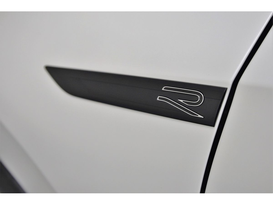 Volkswagen Golf 1.0ETSI DSG R-LINE MK8 MILD-HYBRID *HUP*HALF LEATHER SPORT SEATS* — thumbnail 28