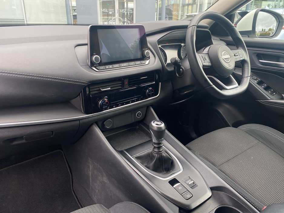 Nissan Qashqai 1.3 PET MILD HYBRID SV — thumbnail 12