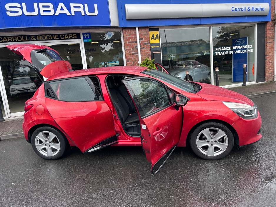 2015 Renault Clio 1.1L Petrol For Sale Images