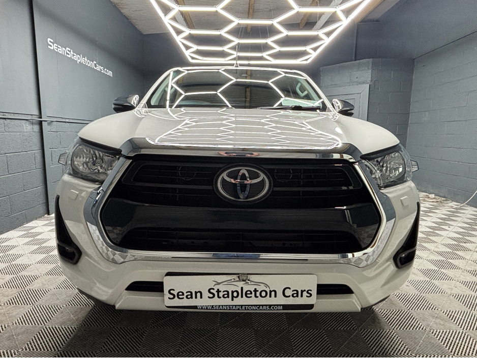 2021 Toyota Hilux 2.4L Diesel For Sale Images
