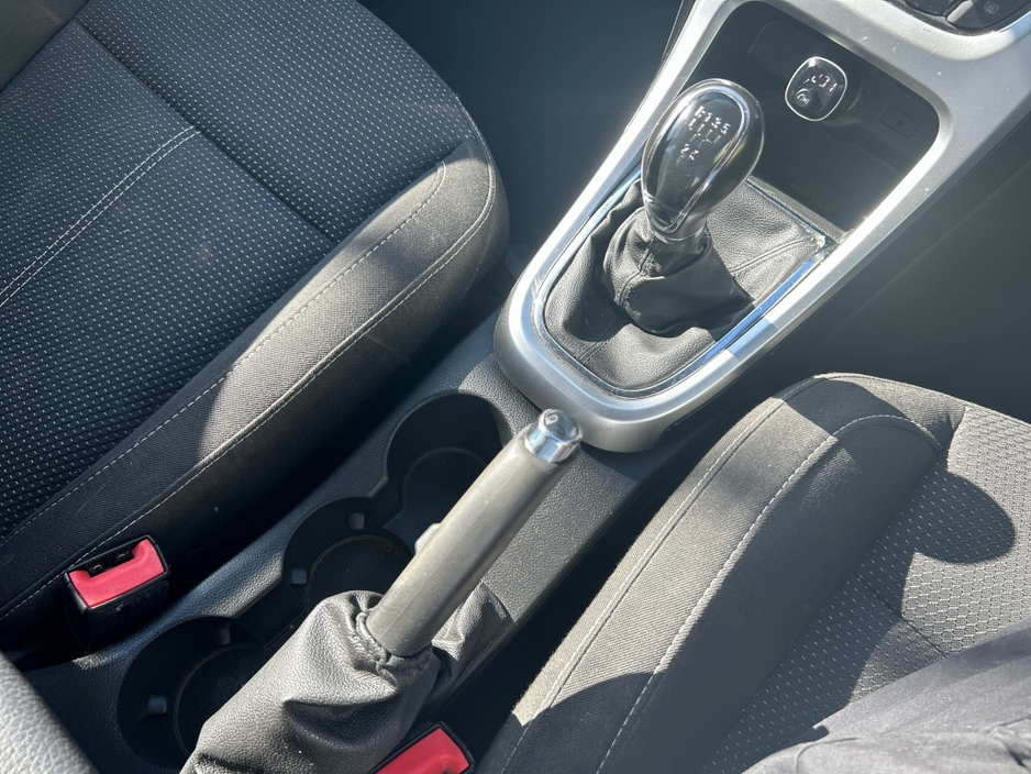 2014 Opel Astra 1.2L Diesel For Sale Images