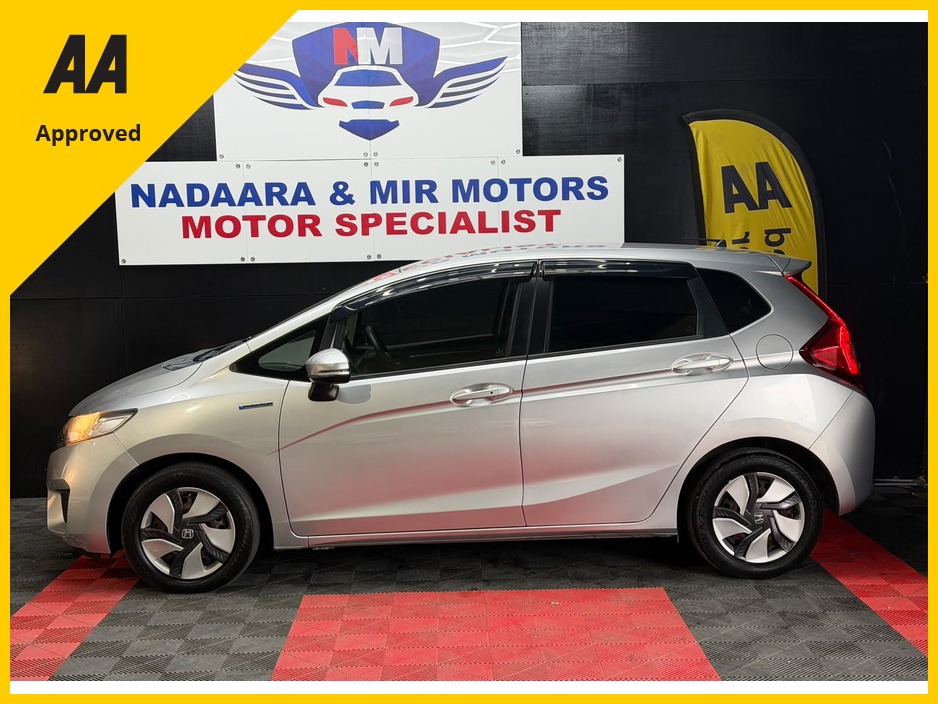 Honda Fit GP5 — thumbnail 5