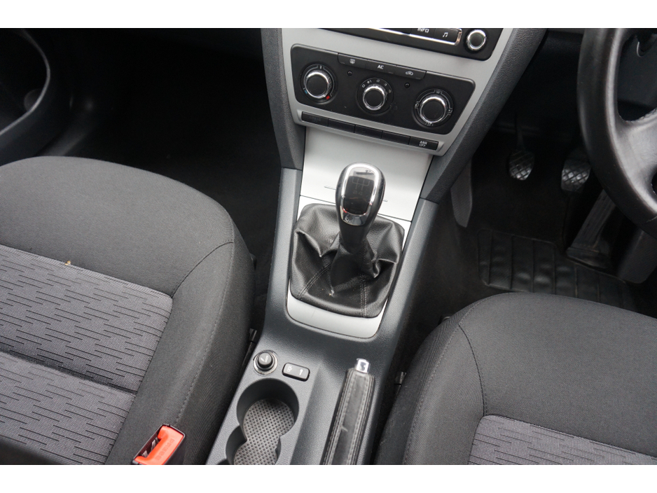 2013 Skoda Octavia 1.6L Diesel For Sale Images