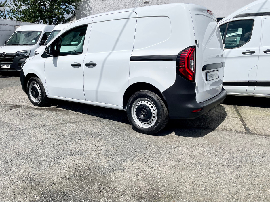 2023 Renault Kangoo 1.5L Diesel For Sale Images