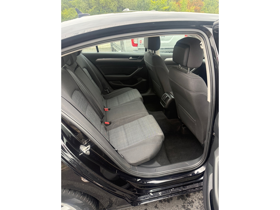 2020 Volkswagen Passat 2L Diesel For Sale Images