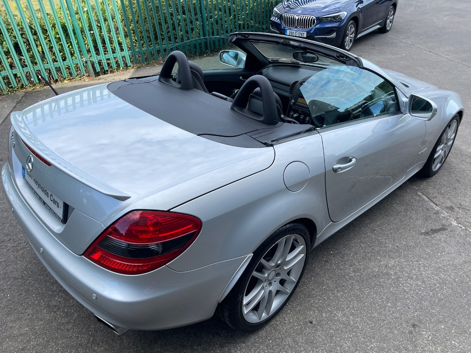 2008 Mercedes-Benz SLK Class 1.8L Petrol For Sale Images