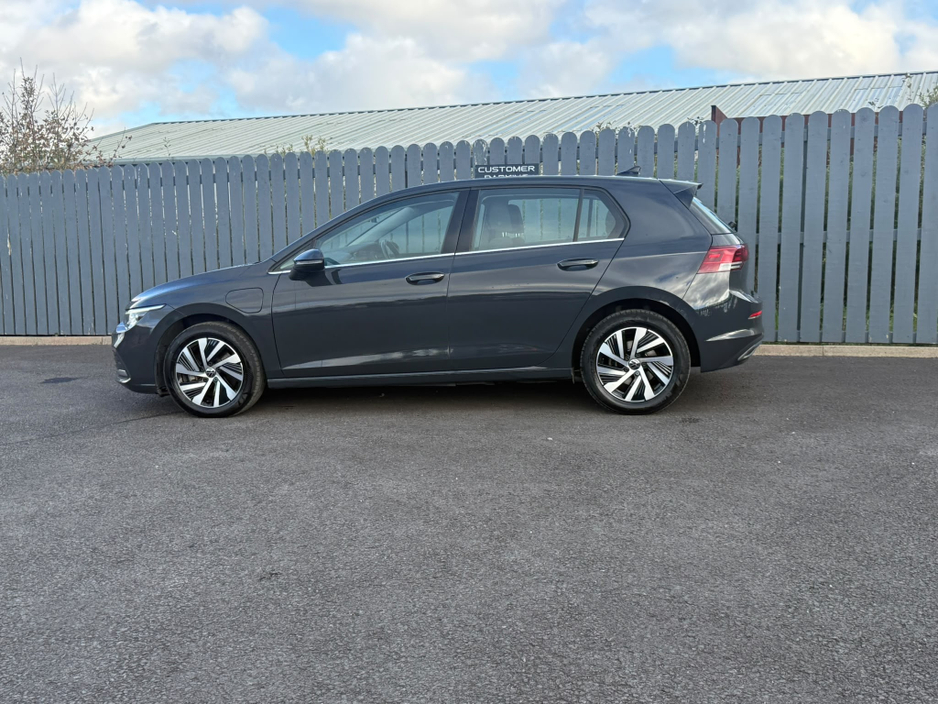 2023 Volkswagen Golf 1.4L Petrol Plug-in Hybrid For Sale Images