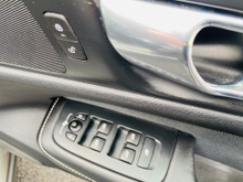 2022 Volvo V60 2L Petrol Plug-in Hybrid For Sale Images