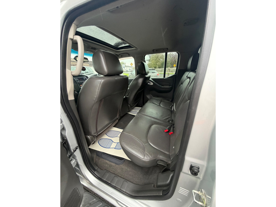 2014 Nissan Navara 2.5L Diesel For Sale Images