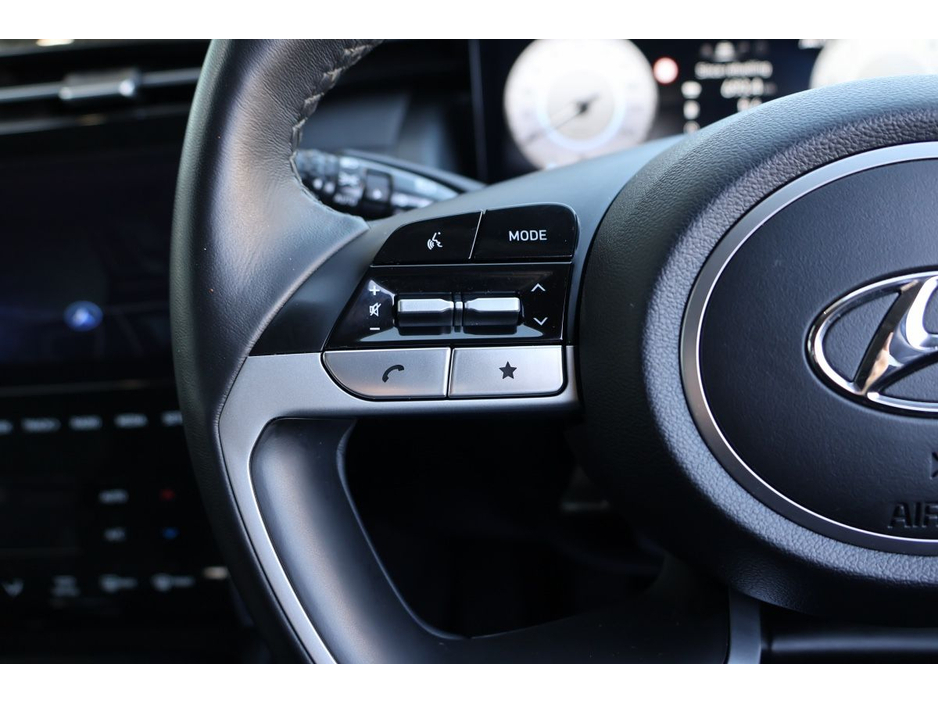 Hyundai Tucson 2WD Executive Plus - 4.99% APR — thumbnail 10