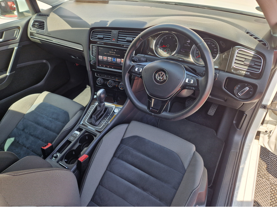 2014 Volkswagen Golf 1.4L Petrol For Sale Images