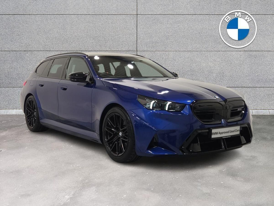 2025 BMW M5 4.4L Petrol Plug-in Hybrid For Sale Images