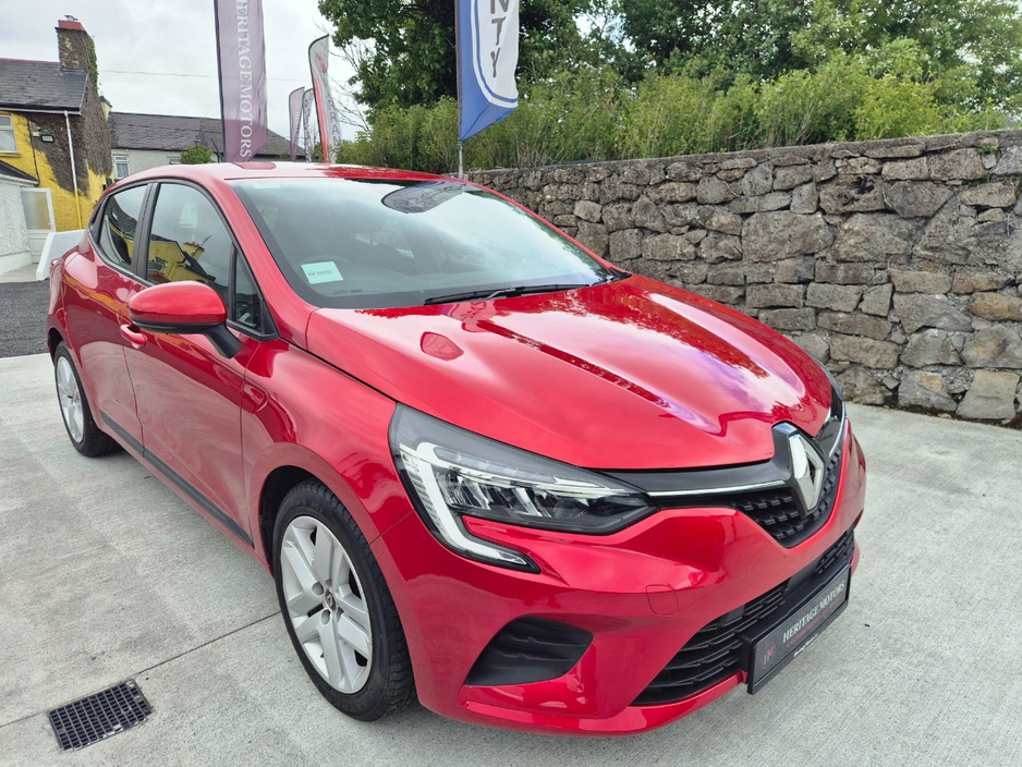2022 Renault Clio 1L Petrol For Sale Images