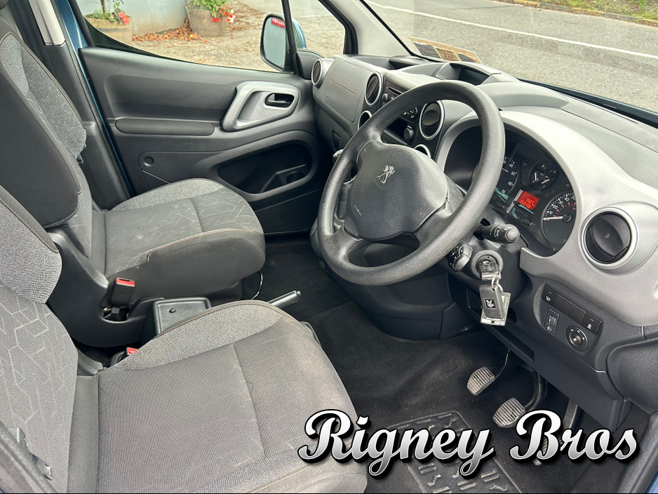 2018 Peugeot Partner 1.6L Diesel For Sale Images