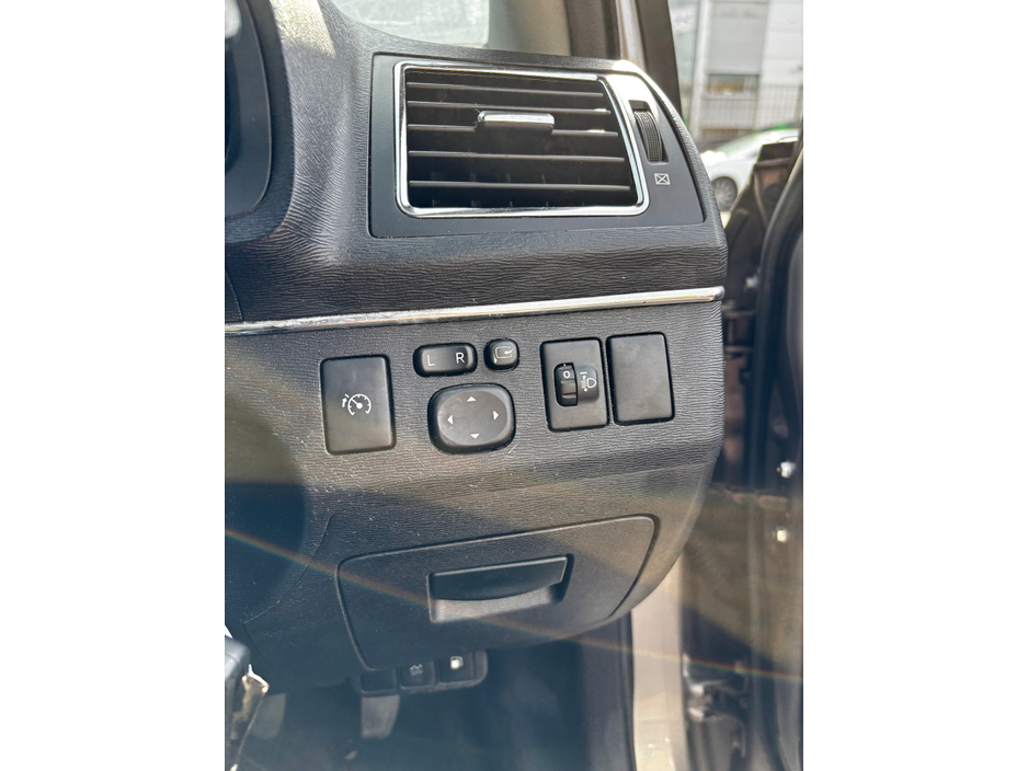 2015 Toyota Avensis 2L Diesel For Sale Images